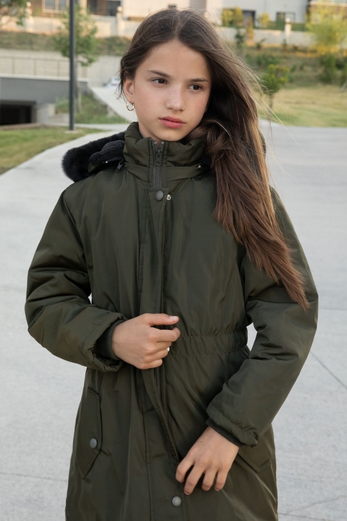 Haki Çıtçıtlı Cepli Esnek Bel İçi Kürklü Kız Çocuk Kapüşonlu Mont 21306