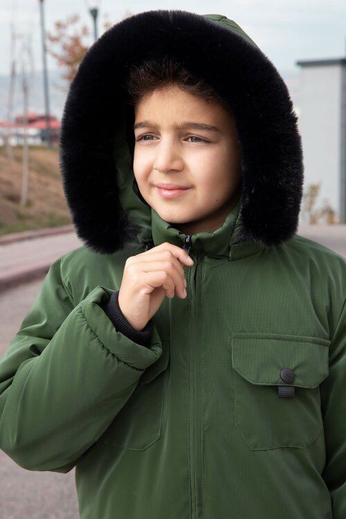 Haki Çıtçıtlı Göğüs Cepli İçi Kürklü Erkek Çocuk Kapüşonlu Mont 21348