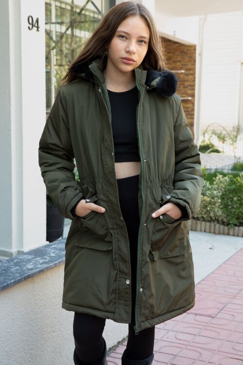 Haki Kapaklı Cepli İçi Kürklü Çıkarılabilir Kapüşonlu Kız Çocuk Şişme Mont 21481