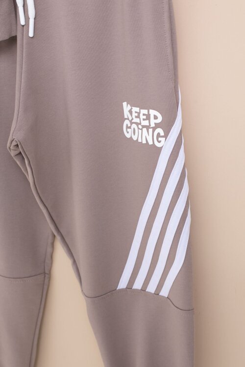 Kahve Erkek Çocuk Keep Going Yazılı Şeritli Erkek Çocuk Kapüşonlu Eşofman Takımı 23419