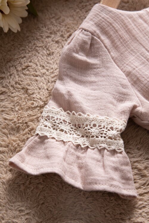 Kahverengi Kolları Dantel Detaylı Kuşaklı Kız Çocuk Müslin Elbise 22669