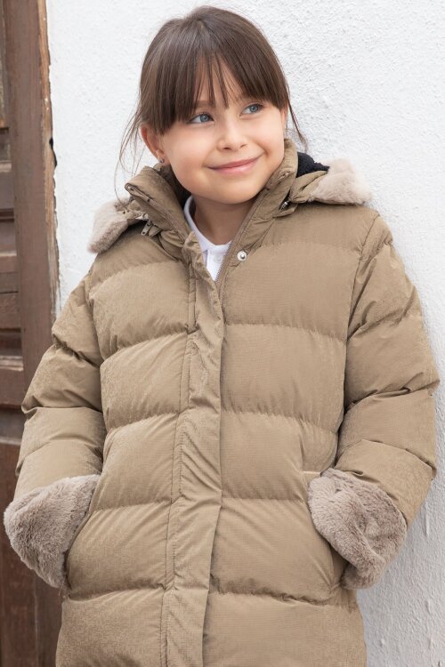 Kahverengi Kolu Kürk Detaylı İçi Yünlü Kız Çocuk Kapüşonlu Şişme Mont 21330