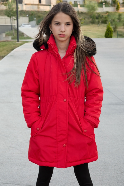 Kırmızı Çıtçıtlı Cepli Esnek Bel İçi Kürklü Kız Çocuk Kapüşonlu Mont 21305
