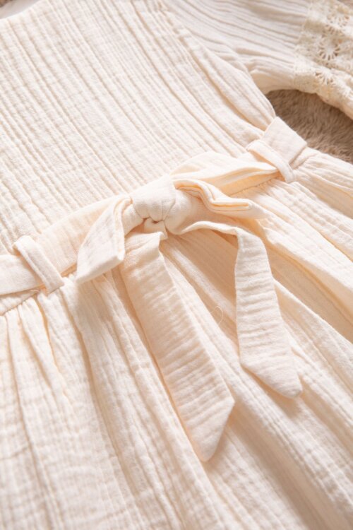 Krem Kolları Dantel Detaylı Kuşaklı Kız Çocuk Müslin Elbise 22668