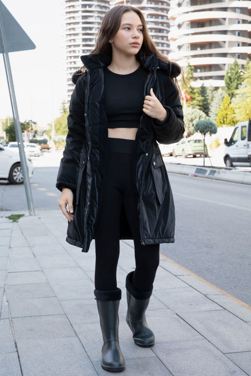 Siyah Cep Detaylı İçi Kürklü Çıkarılabilir Kapüşonlu Kız Çocuk Şişme Mont 21337