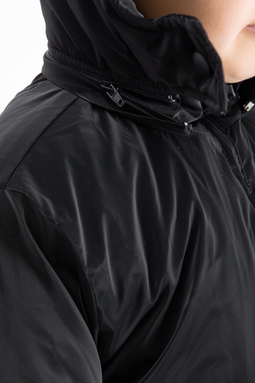 Siyah Fermuarlı Göğüs Cepli İçi Kürklü Erkek Çocuk Kapüşonlu Mont 21356