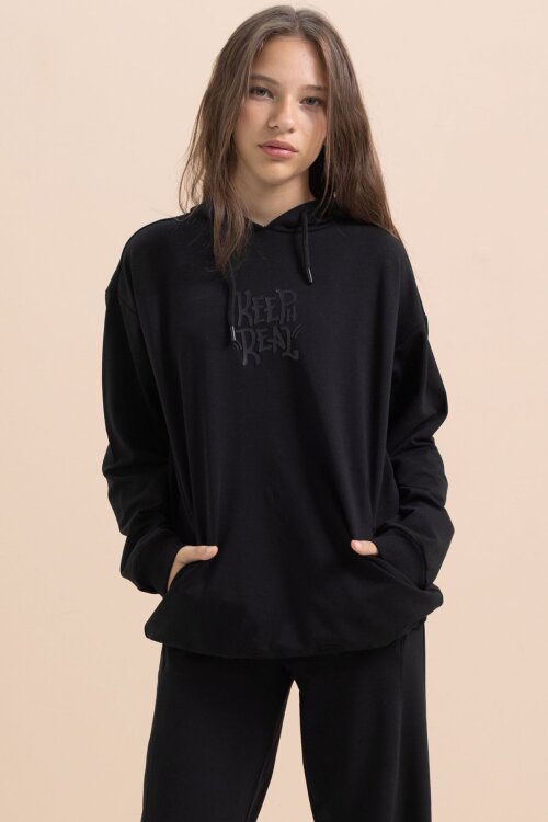 Siyah Yazı Baskılı Kapüşonlu Geniş Paça Kız Çocuk Eşofman Takımı 21429