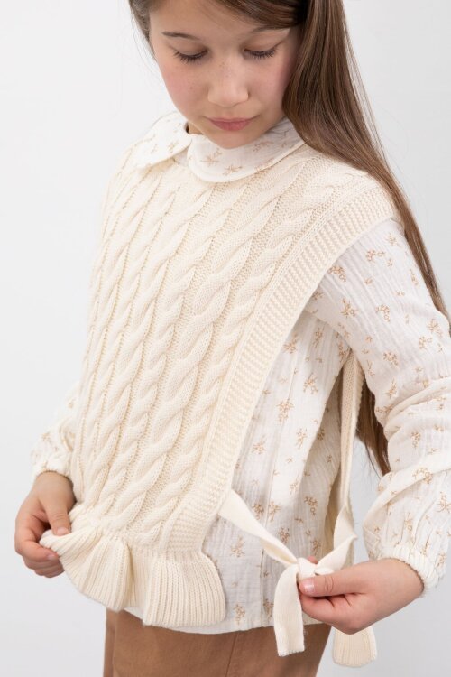 Bej Örgü Süveterli Desenli Müslin Gömlekli Kız Çocuk 3lü Takım 20680