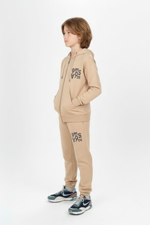 Bej Yazı Baskılı Kapüşonlu Hırkalı Erkek Çocuk Eşofman Takımı 19225