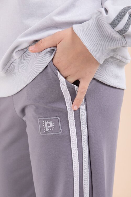 Gri Şerit Detaylı Geniş Paça Nakışlı Kız Oversize Eşofman Takımı 23453