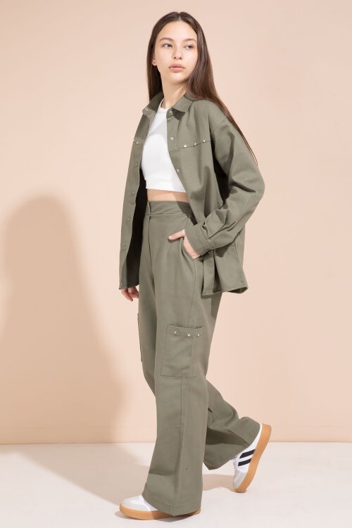 Haki Kalp İşlemeli Gömlekli Geniş Paça Pantolonlu Kız Çocuk Gabardin Takım 23554