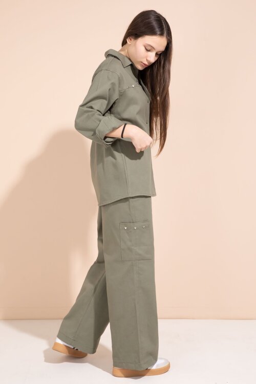 Haki Kalp İşlemeli Gömlekli Geniş Paça Pantolonlu Kız Çocuk Gabardin Takım 23554