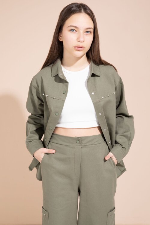 Haki Kalp İşlemeli Gömlekli Geniş Paça Pantolonlu Kız Çocuk Gabardin Takım 23554