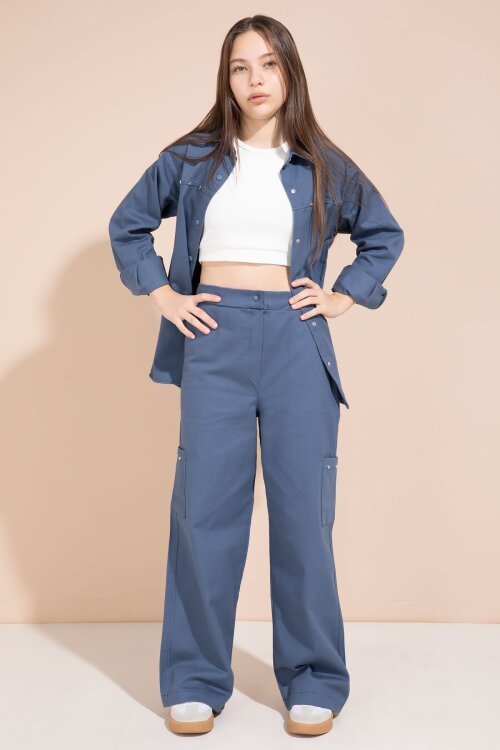 İndigo Kalp İşlemeli Gömlekli Geniş Paça Pantolonlu Kız Çocuk Gabardin Takım 23555