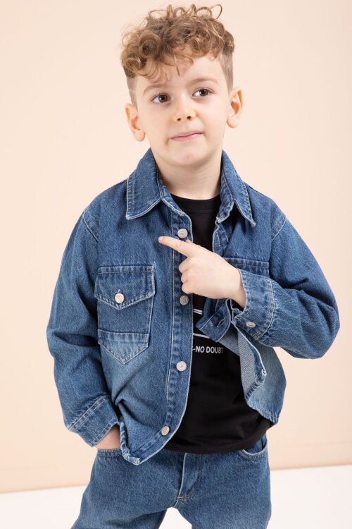 Koyu Mavi Düğmeli Jean Ceketli Pantolonlu Erkek Çocuk 3lü Takım 23629