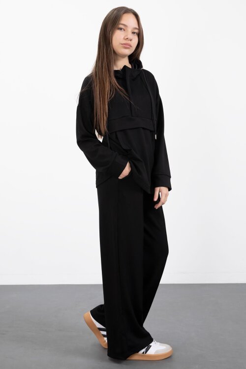 Siyah Yarım Fermuarlı Kapüşonlu Kız Çocuk Geniş Paça Eşofman Takımı 23408