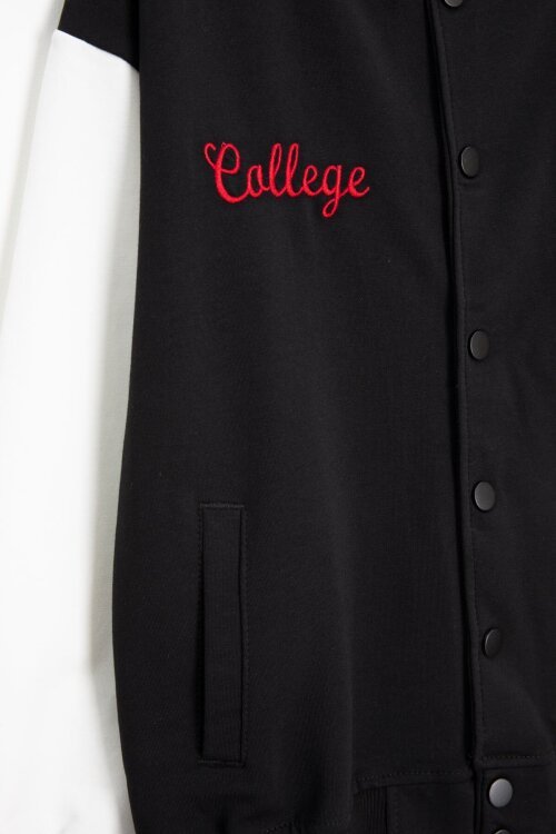 Siyah Yazı Nakışlı Kolej Ceketli Erkek Çocuk Eşofman Takımı 21222