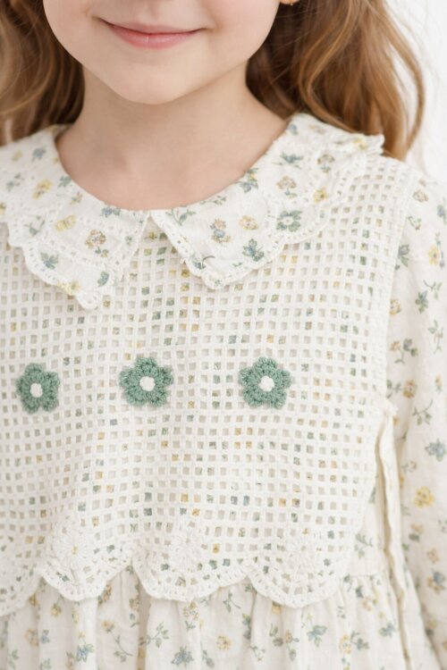 Yeşil Çiçek Desenli Nakışlı Süveterli Kız Çocuk Müslin Elbise  23577