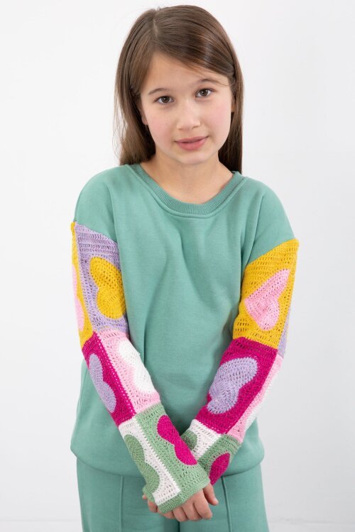 Yeşil Nakışlı Kolları Dantel Şardonlu Kız Çocuk Eşofman Takımı 23355