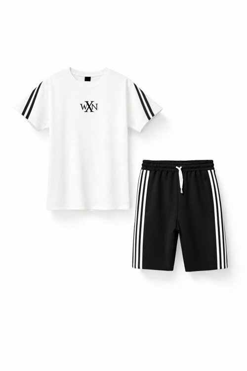 Beyaz Logolu Tişörtlü Şerit Detaylı Şortlu Erkek Çocuk Takım 23812