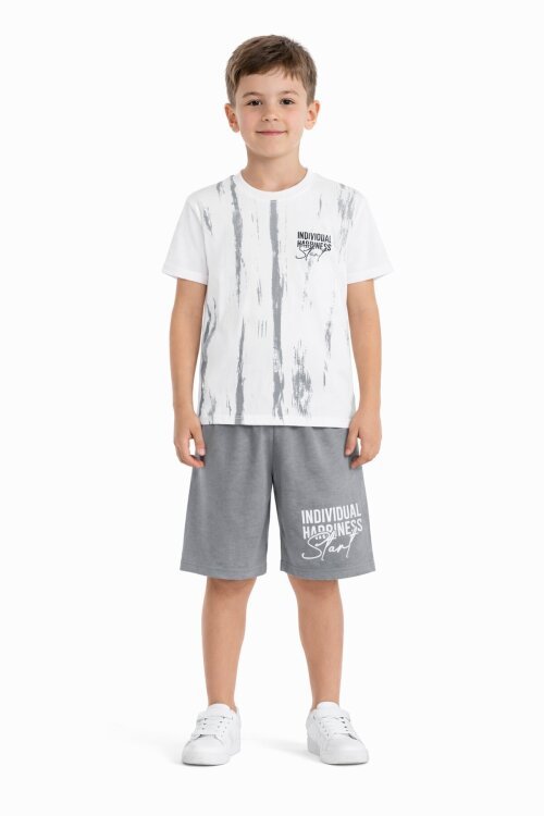 Gri Desenli Tişörtlü Erkek Çocuk Yazı Baskılı Şortlu Takım 23787