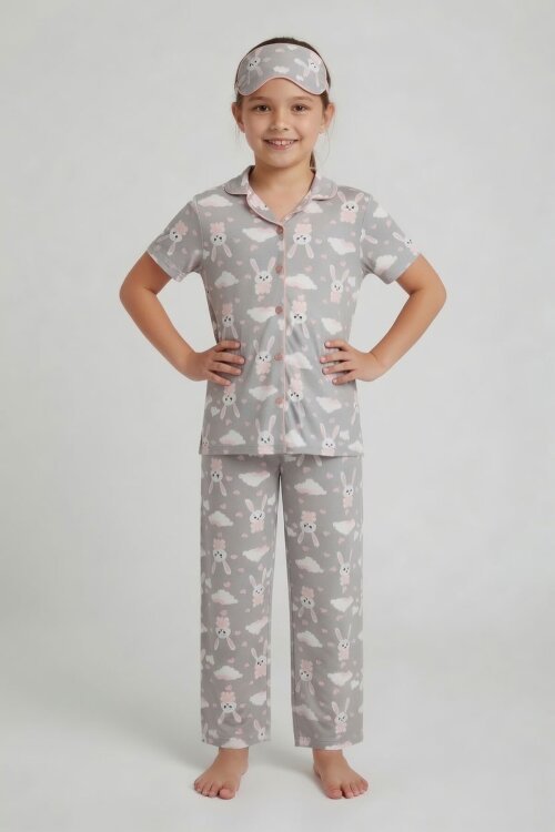 Gri Tavşan Desenli Kısa Kol Kız Çocuk Göz Bantlı Pijama Takımı 24012