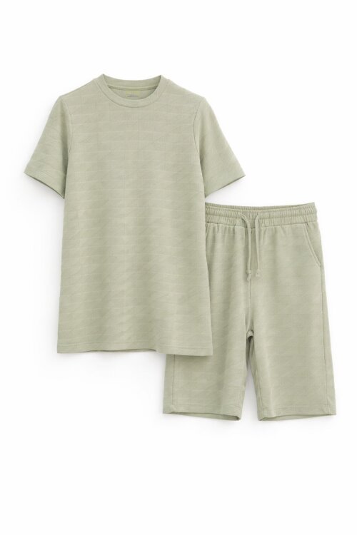 Haki Kare Desenli Bisiklet Yaka Tişörtlü Erkek Çocuk Şortlu Takım 20783