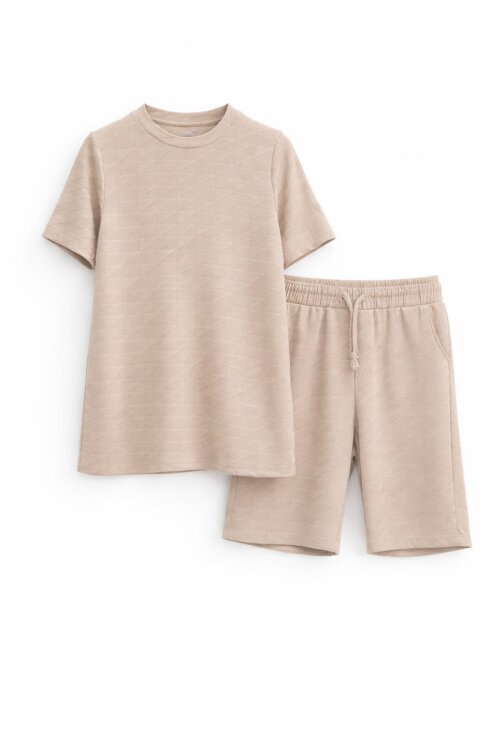 Kahve Kare Desenli Bisiklet Yaka Tişörtlü Erkek Çocuk Şortlu Takım 20784