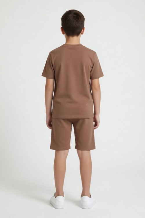 Kahverengi Karakter Baskılı Bisiklet Yaka Tişörtlü Erkek Çocuk Şortlu Takım 23843