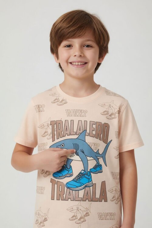 Kahverengi KöpekBalığı Baskılı Bisiklet Yaka Erkek Çocuk Şortlu Takım 23839