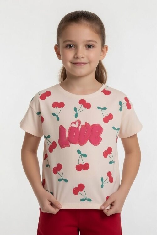 Kırmızı Kiraz Desenli Love Yazılı Tişörtlü Kız Çocuk Şortlu Takım 23897