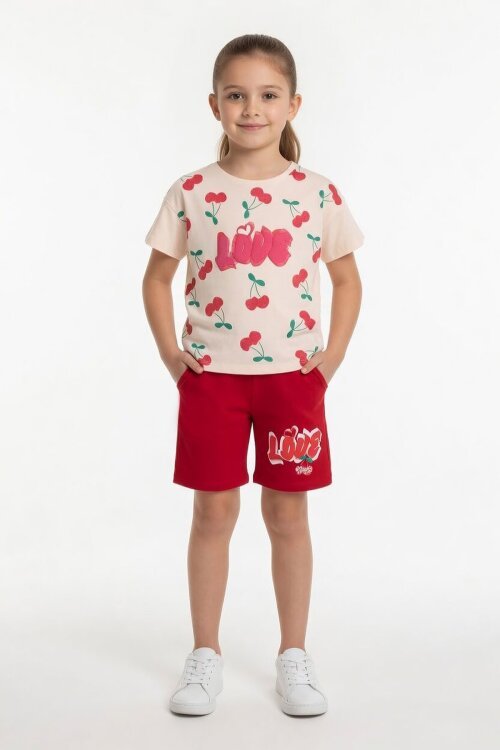 Kırmızı Kiraz Desenli Love Yazılı Tişörtlü Kız Çocuk Şortlu Takım 23897