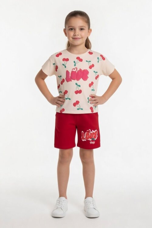 Kırmızı Kiraz Desenli Love Yazılı Tişörtlü Kız Çocuk Şortlu Takım 23897