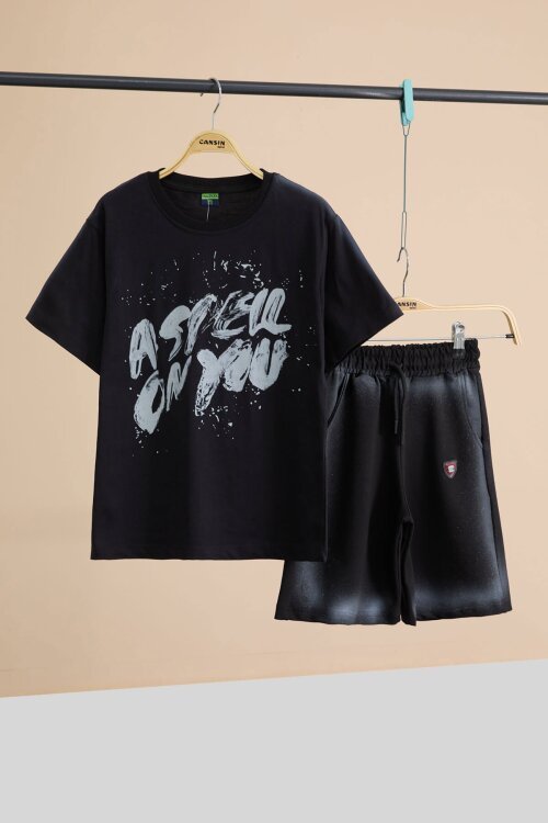 Siyah Grafiti Baskılı Tişörtlü Şortlu Erkek Çocuk 2li Takım  23772