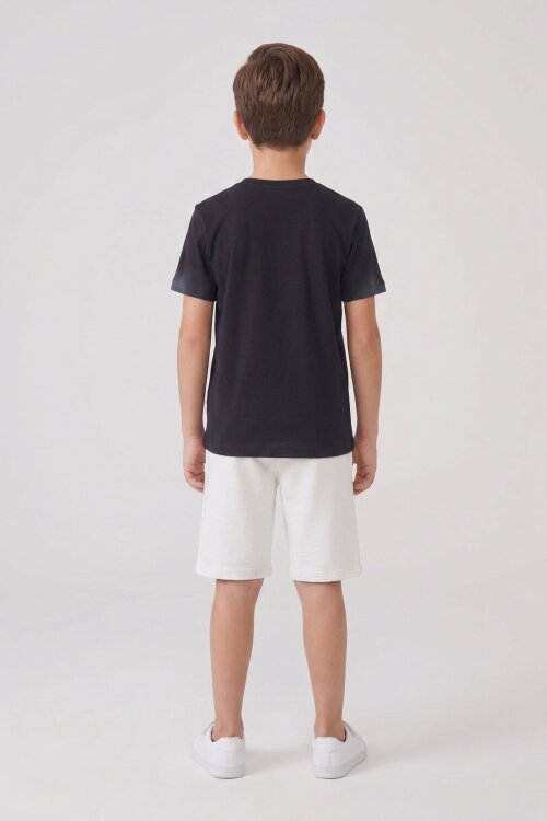 Siyah Kabartmalı Yazılı Tişörtlü Desenli Şortlu Erkek Çocuk 2li Takım 23817