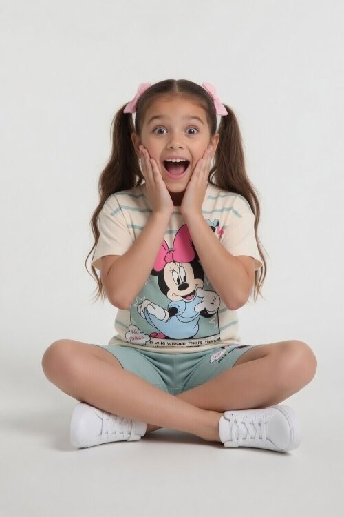 Yeşil Çizgi Desenli Karakter Baskılı Kız Çocuk Tişörtlü Şortlu Takım 23868