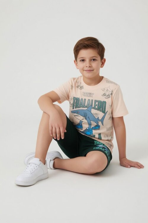 Yeşil KöpekBalığı Baskılı Bisiklet Yaka Erkek Çocuk Şortlu Takım 23837