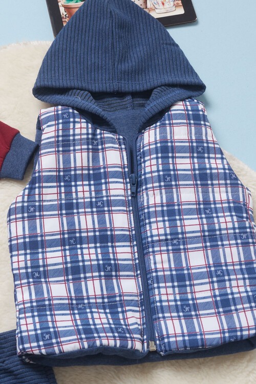 Erkek Bebek Kare Desenli Yelekli 3lü Eşofman Takımı 14580