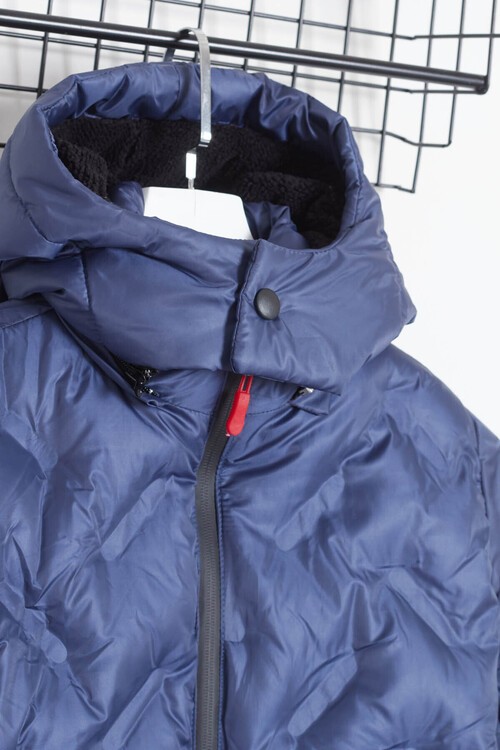 Erkek Çocuk Mont Çapraz Baskılı Kapüşonlu Şişme Mont 14539