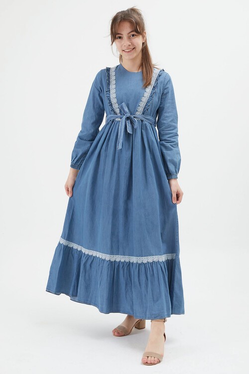 Açık Mavi Dantel Detaylı Kuşaklı Kız Çocuk Jean Elbise 15215