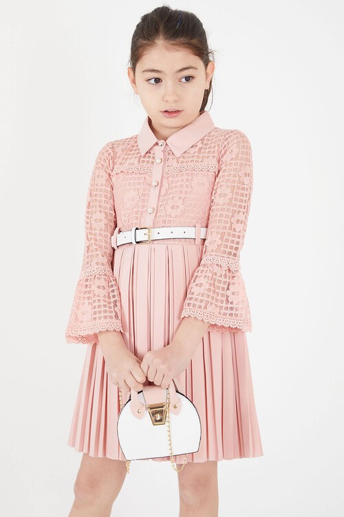 Pembe Dantel İşlemeli Pileli Çanta ve Kemerli Kız Elbise 15112