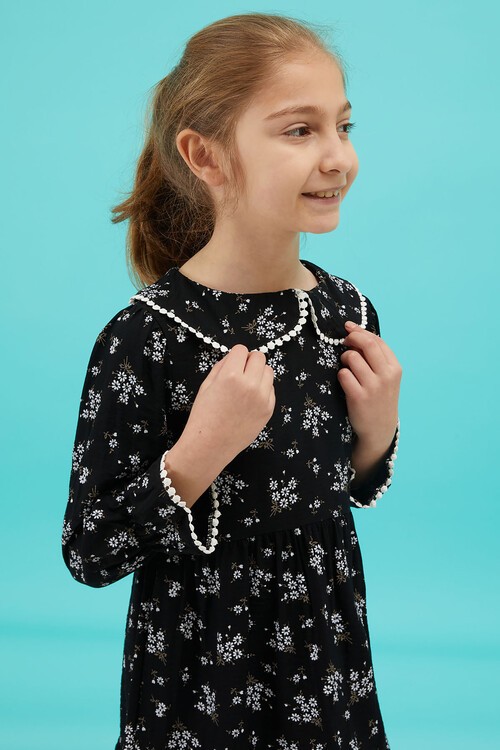 Siyah Çiçek Desenli Dantel Detaylı Kız Elbise 15173
