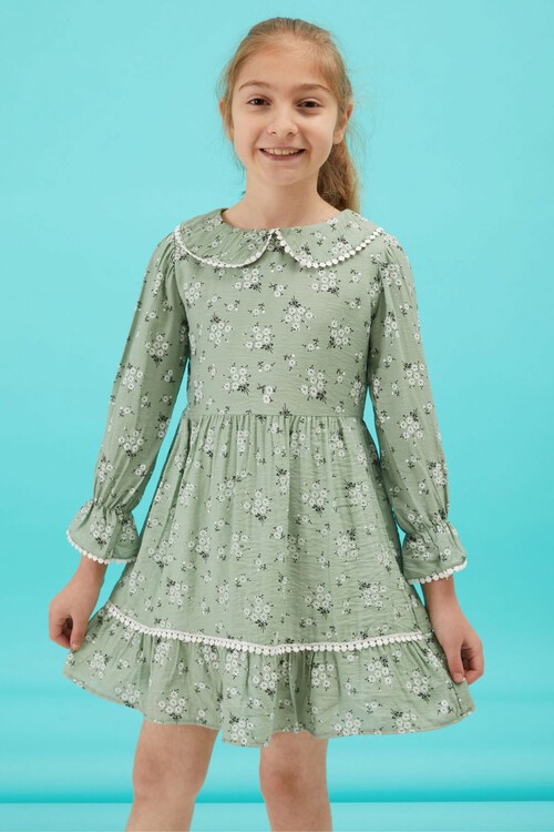 Yeşil Çiçek Desenli Dantel Detaylı Kız Elbise 15172