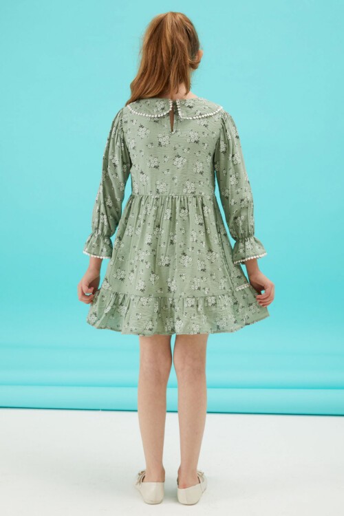 Yeşil Çiçek Desenli Dantel Detaylı Kız Elbise 15172