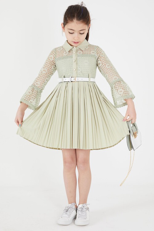 Yeşil Dantel İşlemeli Pileli Çanta ve Kemerli Kız Elbise 15111