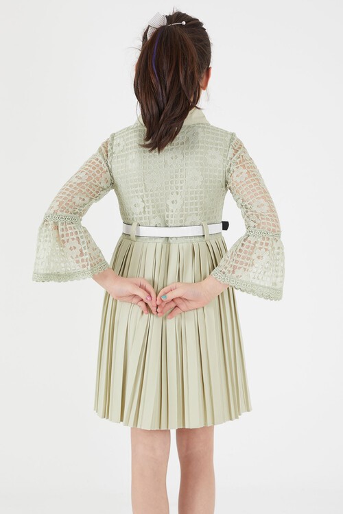 Yeşil Dantel İşlemeli Pileli Çanta ve Kemerli Kız Elbise 15111