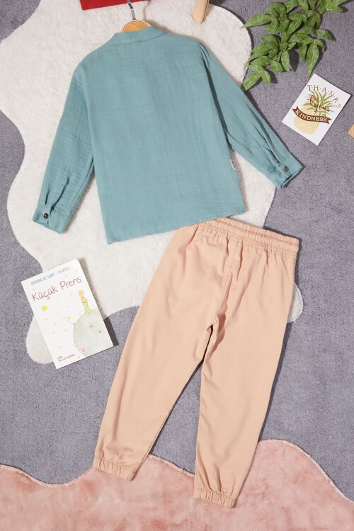 Yeşil Gömlekli Erkek Çocuk Takım Elbise 15251