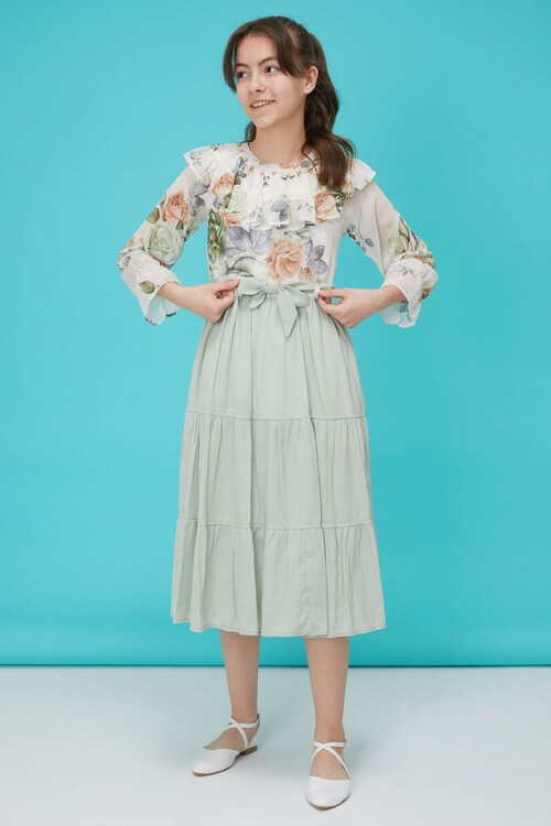 Yeşil Gül Desenli Boncuk İşlemeli Kuşaklı Kız Elbise 15122