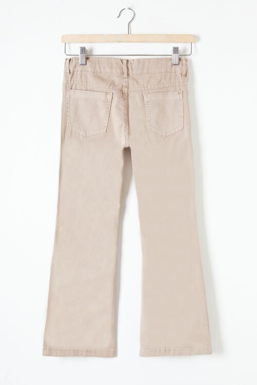 Bej İspanyol Paça Yırtmaçlı Kelebek İşlemeli Kız Pantolon 16215