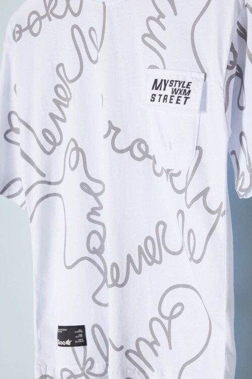 Beyaz Yazı Desenli Cepli Erkek Tişört 16081